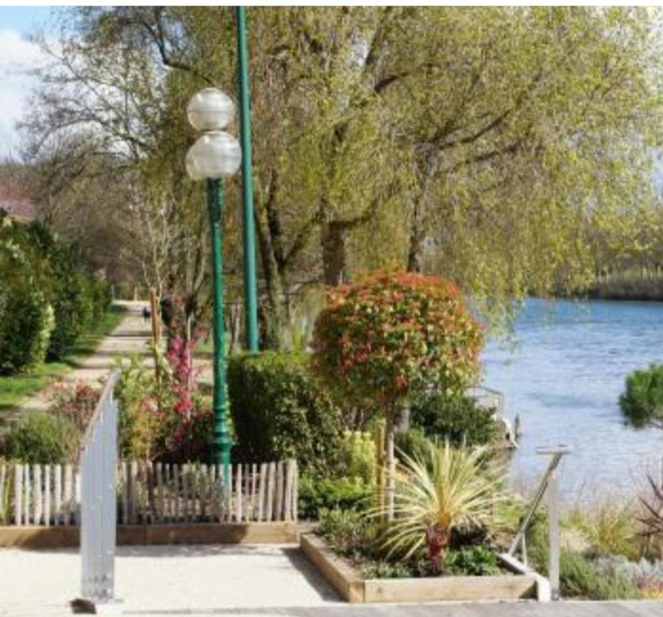 Appartement Au Bord De Seine Épinay-sur-Seine Dış mekan fotoğraf
